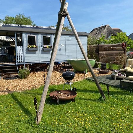 Wijhe Pipowagen Mammaloe Bed & Breakfast エクステリア 写真