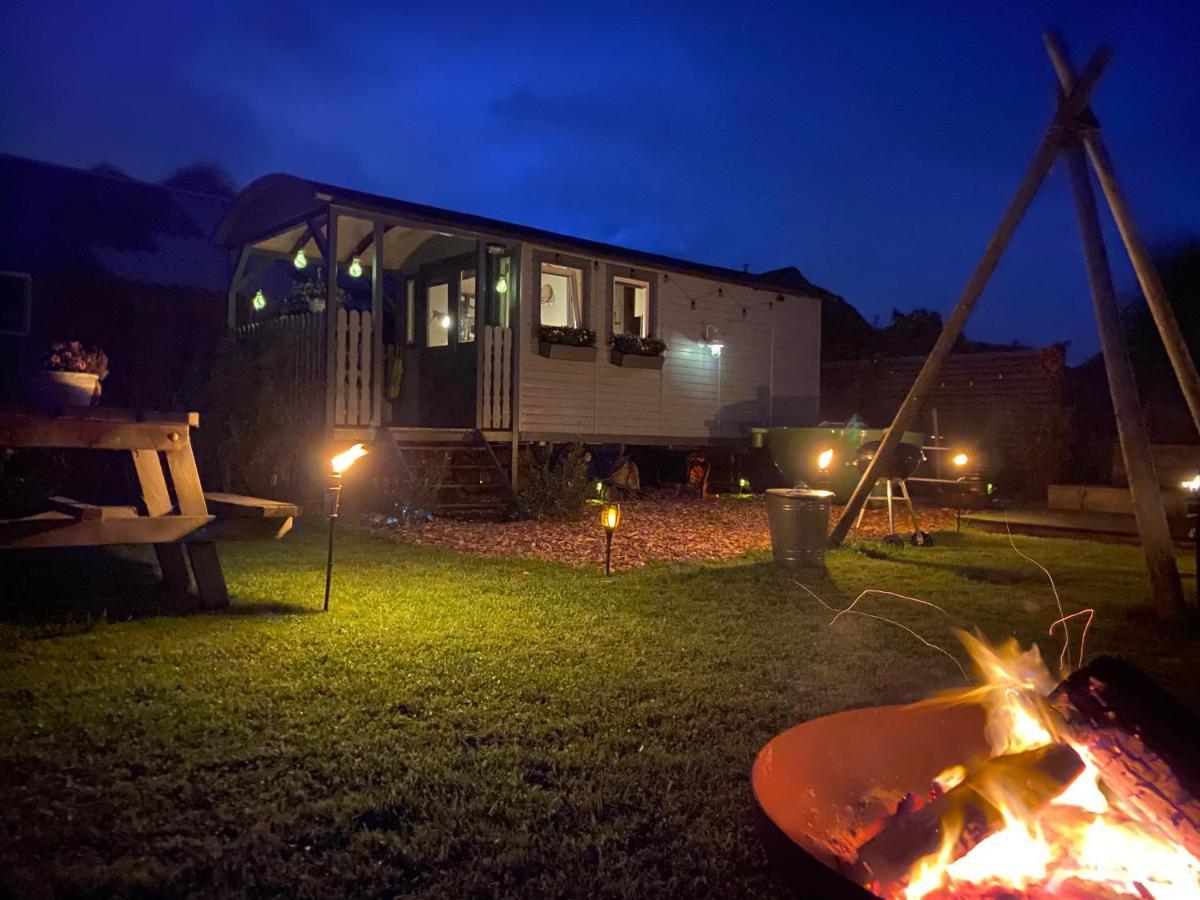 Wijhe Pipowagen Mammaloe Bed & Breakfast エクステリア 写真